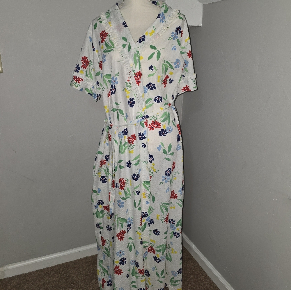 VINTAGE Carole Short Sleeve Summer Robe size Large Bright Floral
